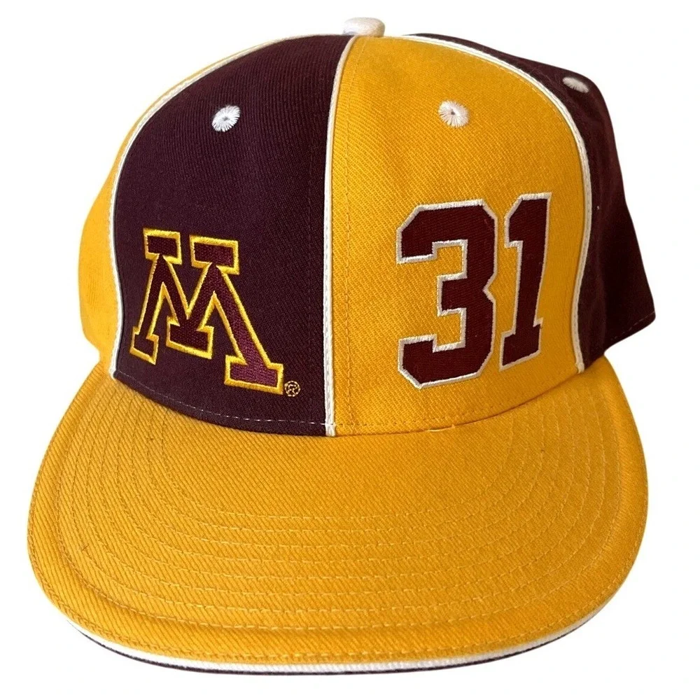 Vintage Minnesota Gophers Fitted Adidas‎ Hat #31 True School Authentics 7 1/2